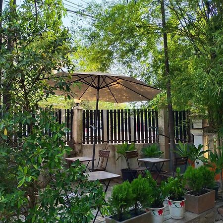 Secret Garden Homestay 시엠리아프 외부 사진