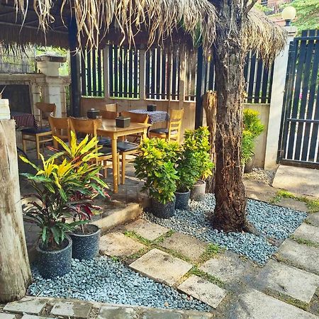 Secret Garden Homestay 시엠리아프 외부 사진